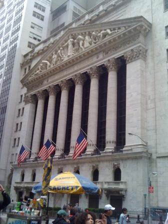 100826_nyse.jpg