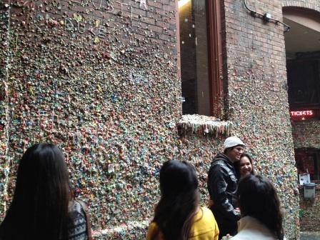 20121105_seattle-gum-wall.jpg