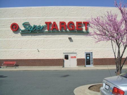 100924_supertarget-facade.jpg