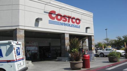 101004_costco-facade.jpg