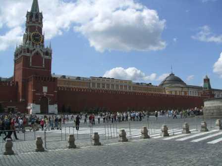 101102_red-square.jpg