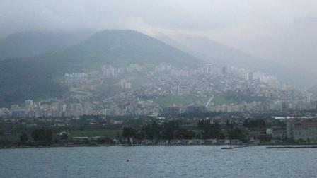 101225_izmir.jpg