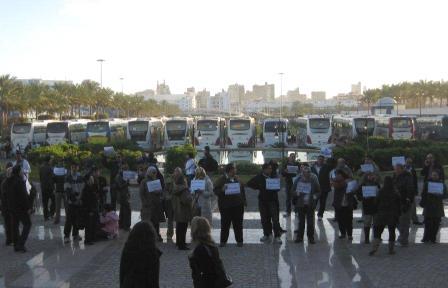 101229_egypt-bus.jpg