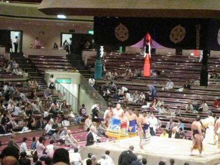 110117_sumo-dohyo.jpg