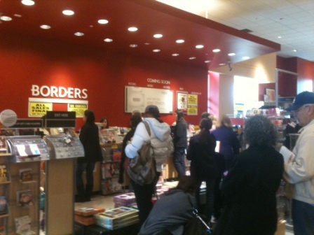 20110222_borders_customers.jpg