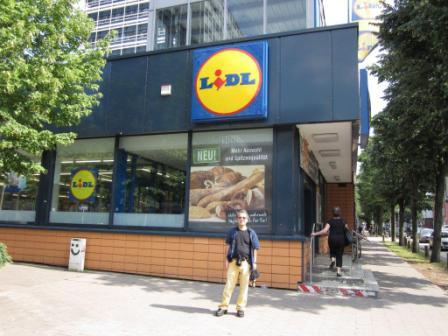 20110805_lidl-facade.jpg