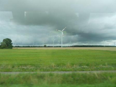 20110805_wind-power.jpg