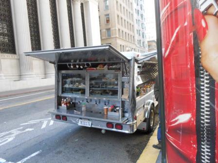 20111202_bev-truck.jpg