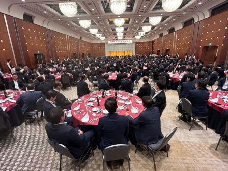 ajs-party2