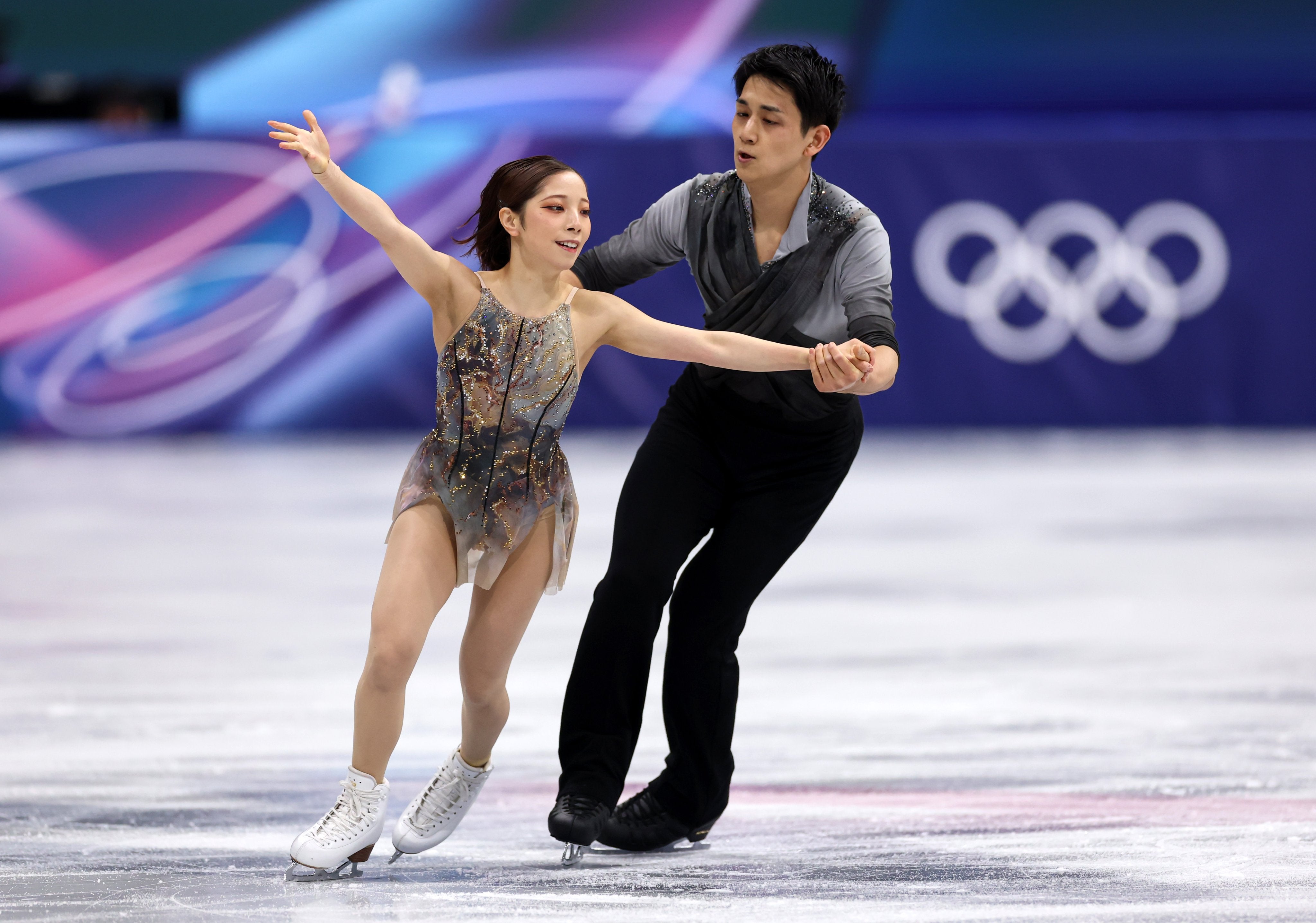 o4096287415751940737